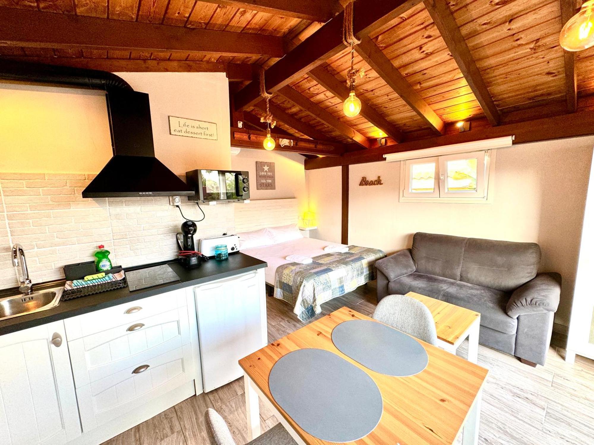 3 Casita-Estudio Con Jardin En La Playa Puerto Marino Εξωτερικό φωτογραφία